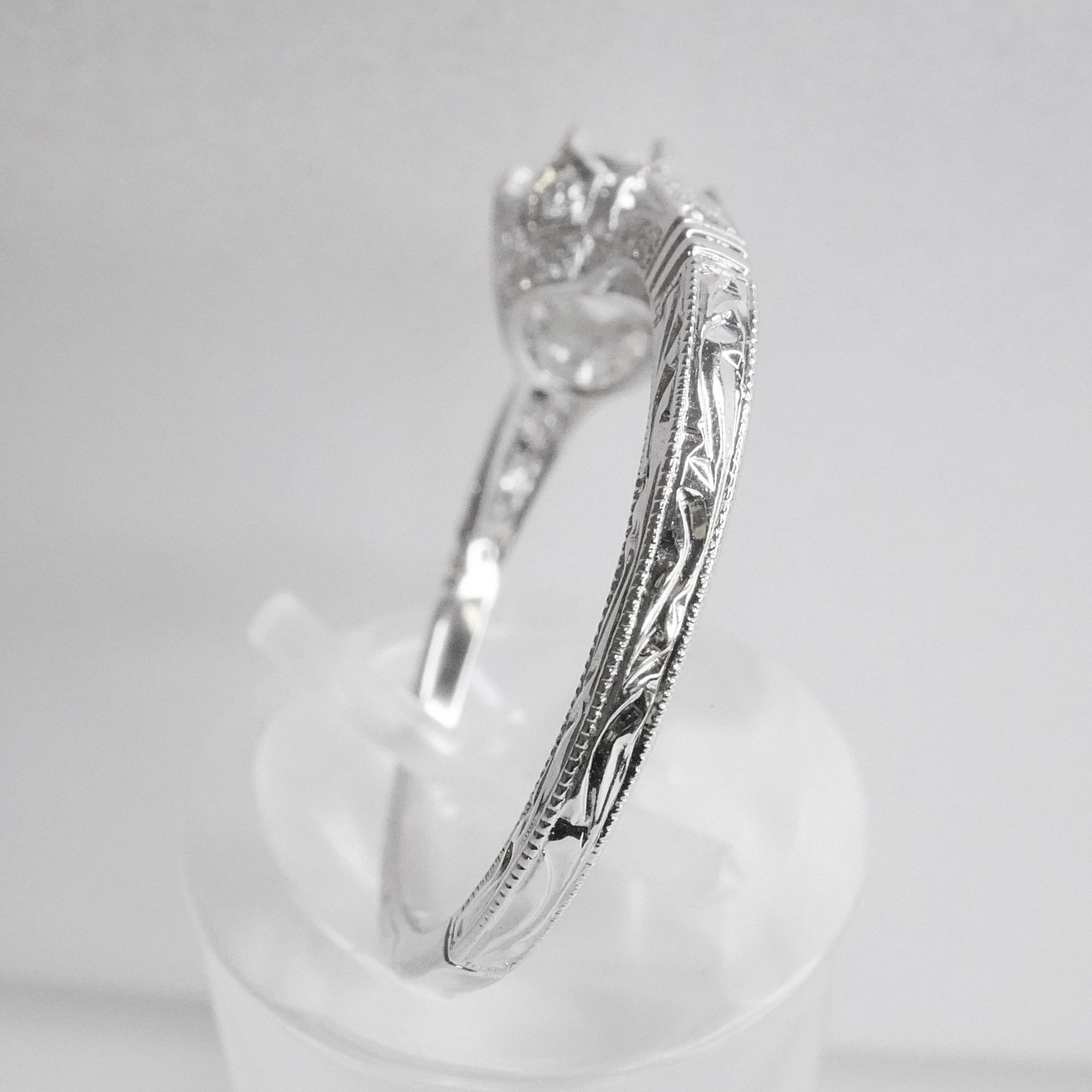 1.05 ct Diamond Ring + VVS2 - Image 4
