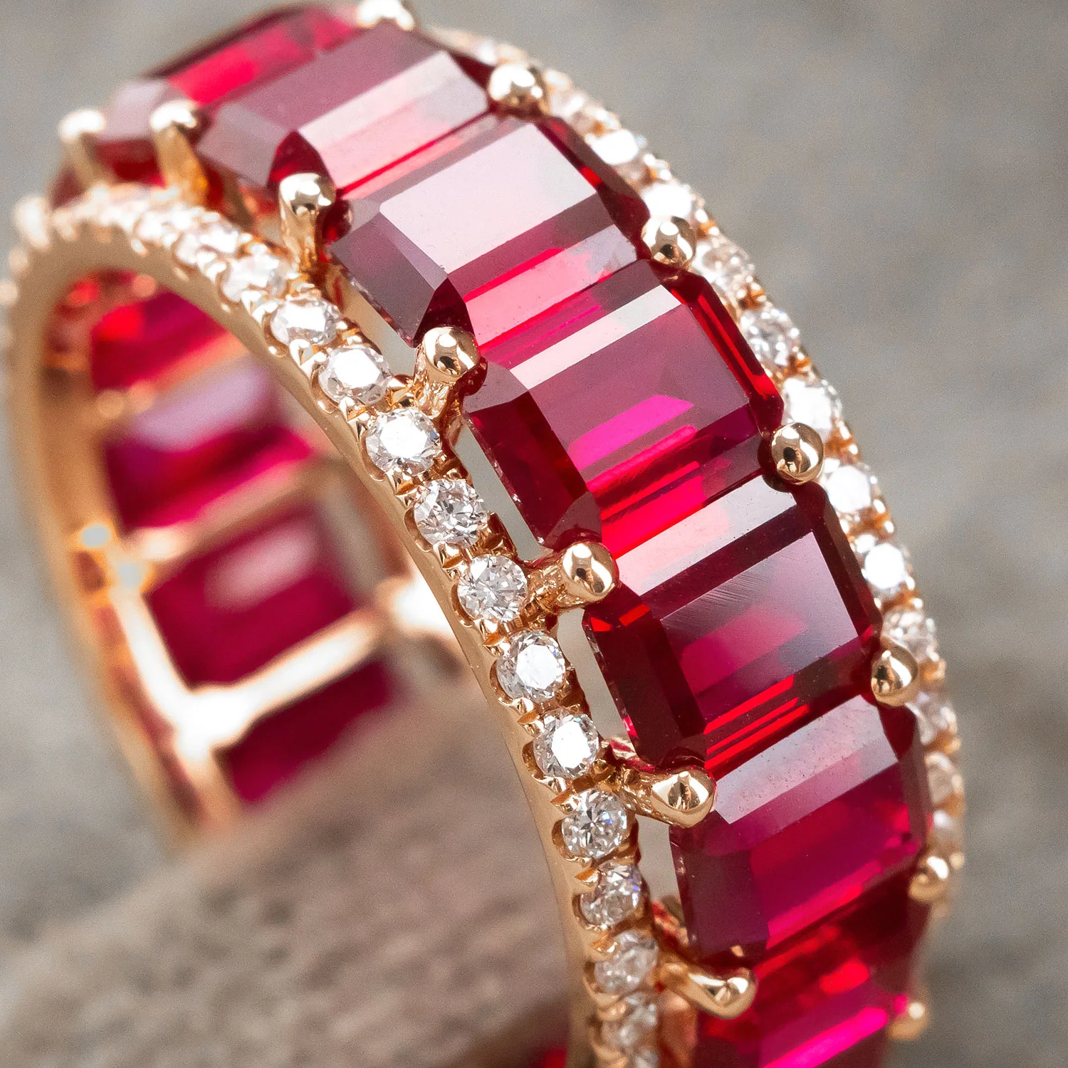 14K Gold Eternity Ring with 8.595ct Rubies and 0.574ct Diamonds - Image 2