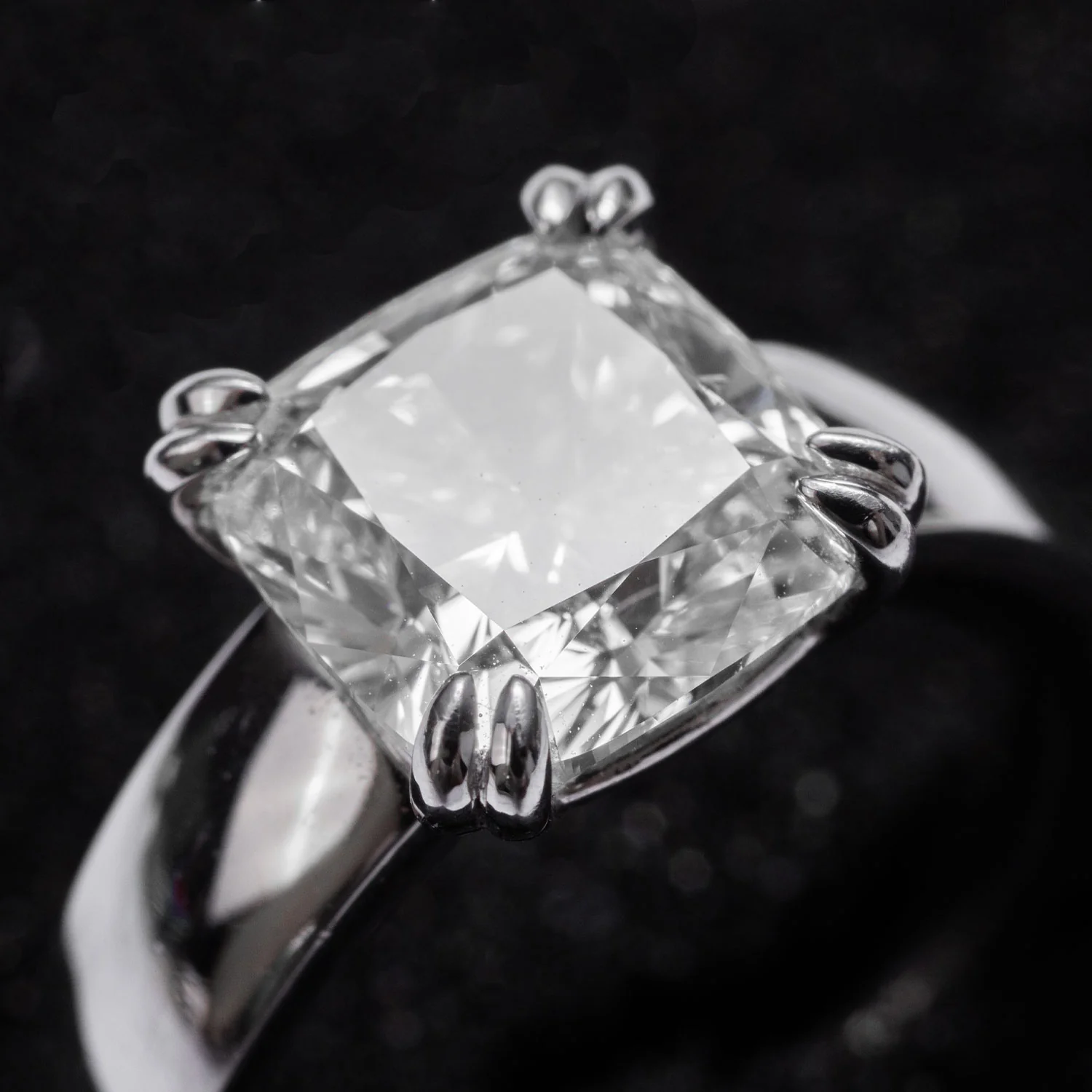 3.51ct Diamond Whitegold Ring + VVS2 - Image 2