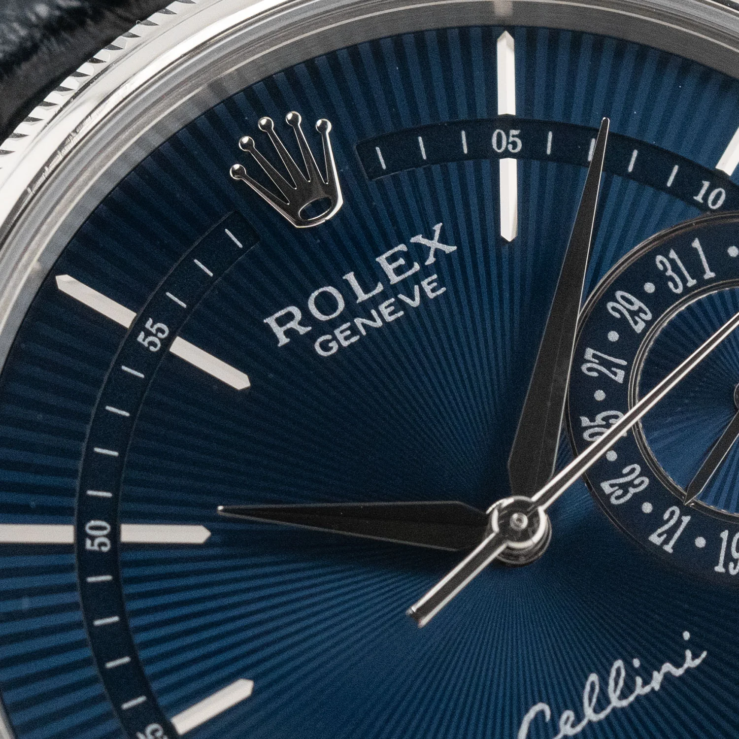Cellini Date 39mm Whitegold Blue Dial 2019 - 50519 - Image 3