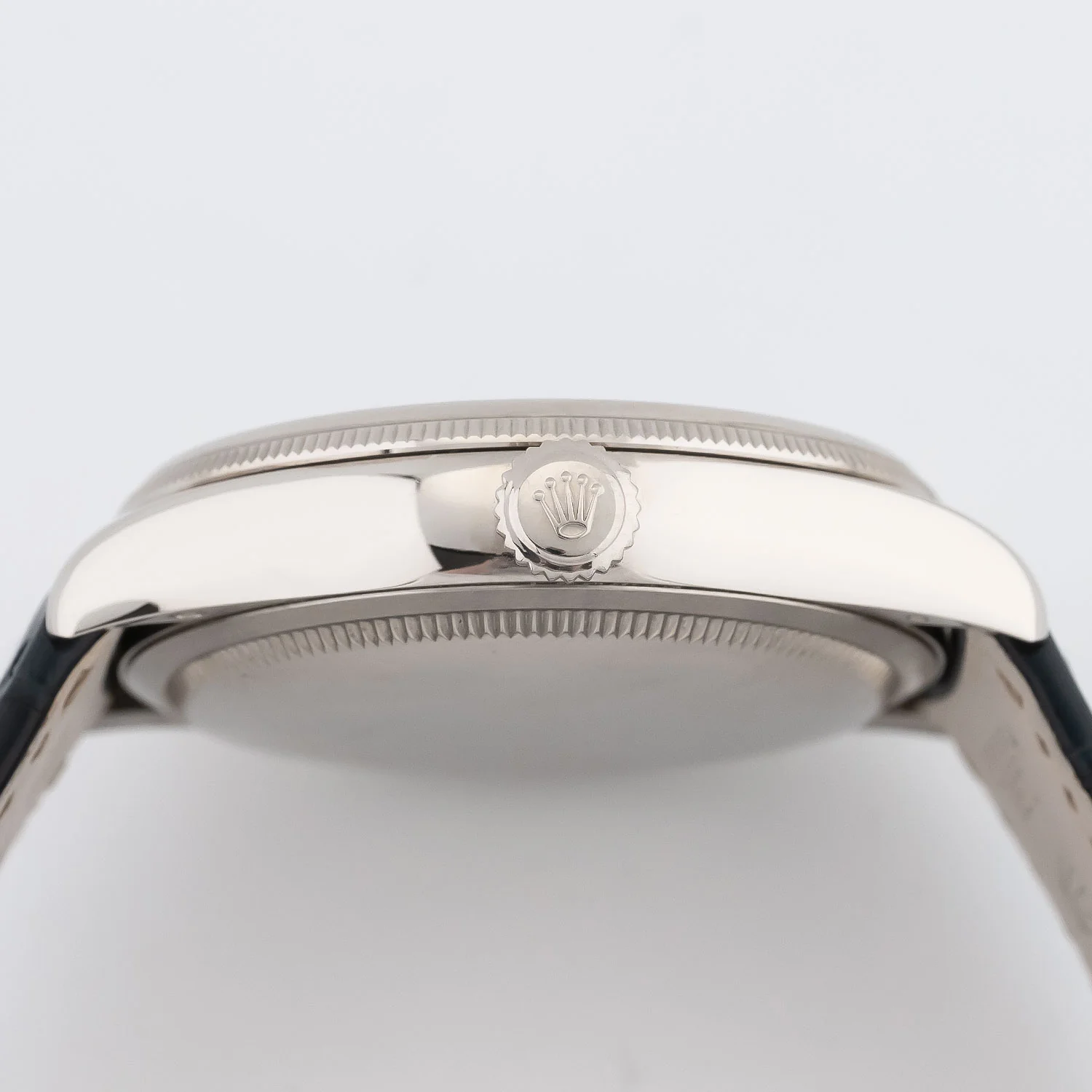 Cellini Date 39mm Whitegold Blue Dial 2019 - 50519 - Image 5