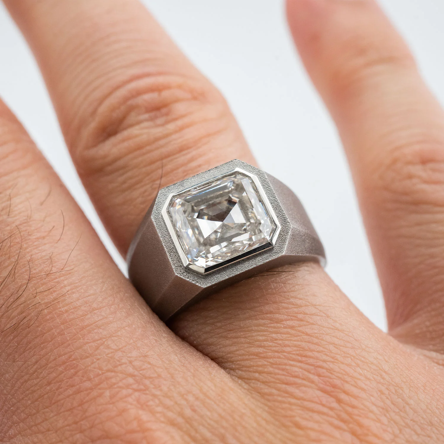 950 Platinum Diamond Ring 5.01ct G-H/VS - Image 6
