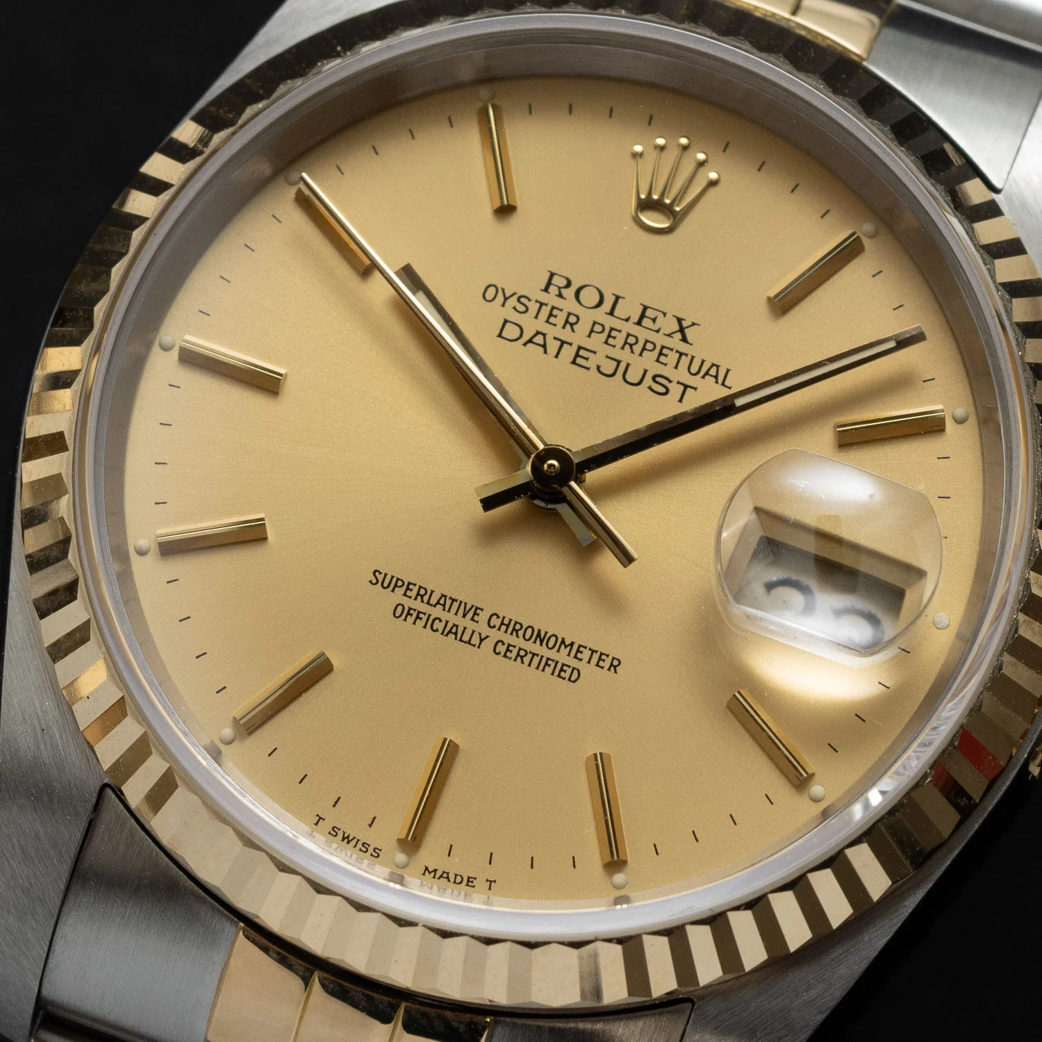 Datejust 36mm Golden Dial 1988 - 16233 - Image 3