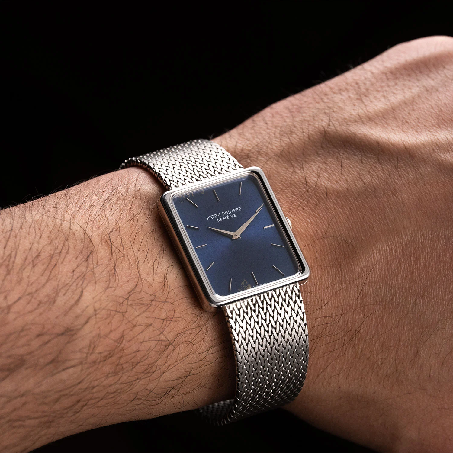 Rectangular White Gold Rare Blue Enamel Dial 1978 - 3599 - Image 7