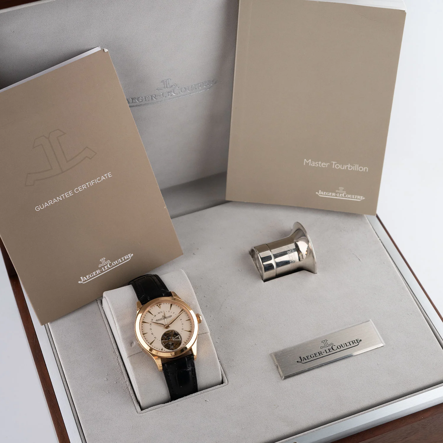 Master Date Tourbillon 39 Roségold 2017 - Q1652410 - Image 9