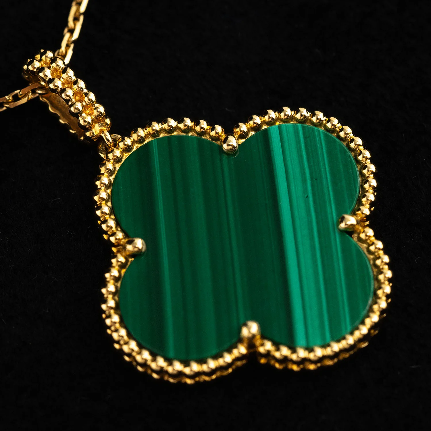 Long Necklace 18K Yellowgold Magic Alhambra Malachite - Image 3