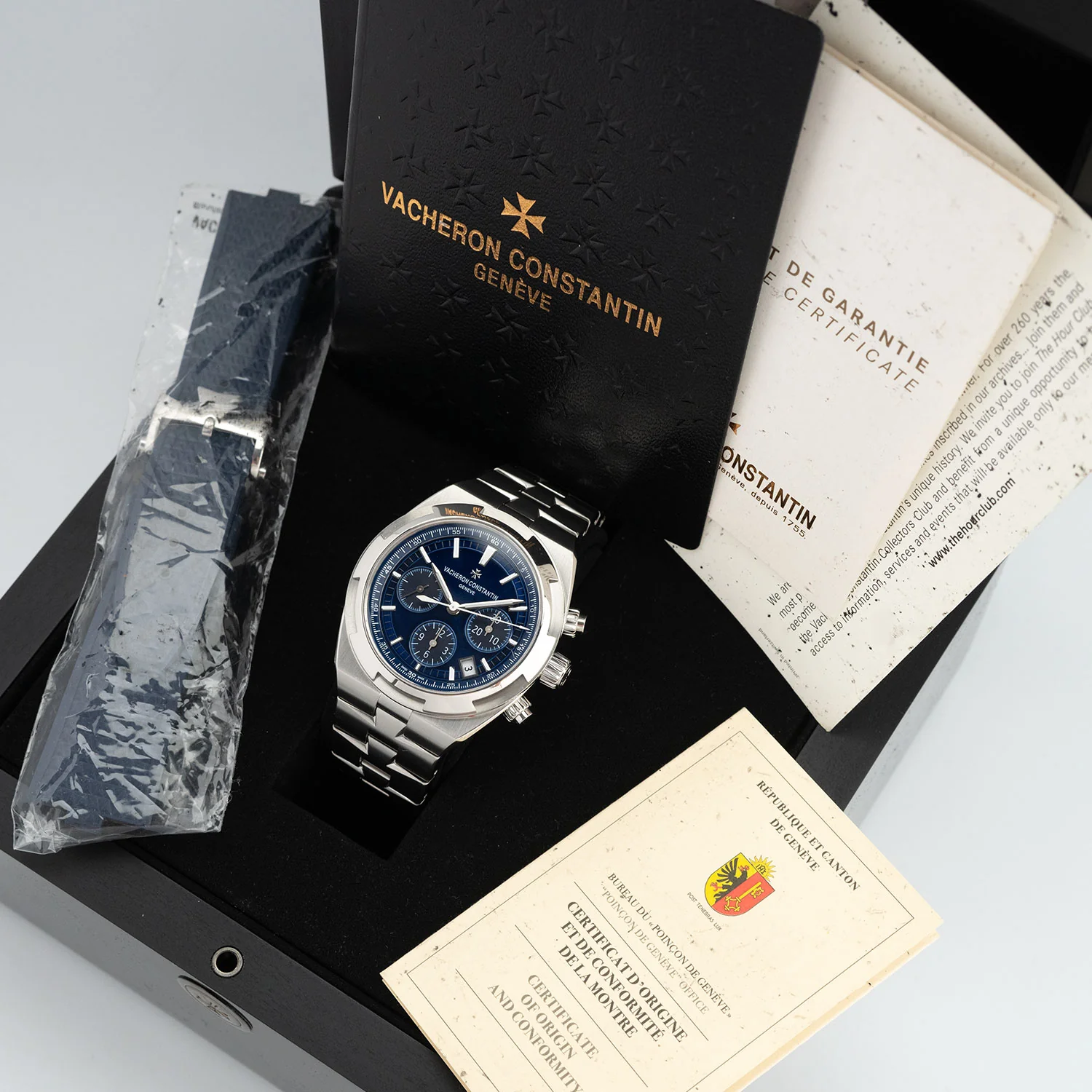 Overseas Chronograph 2017 - 5500V/110A-B148 - Image 5