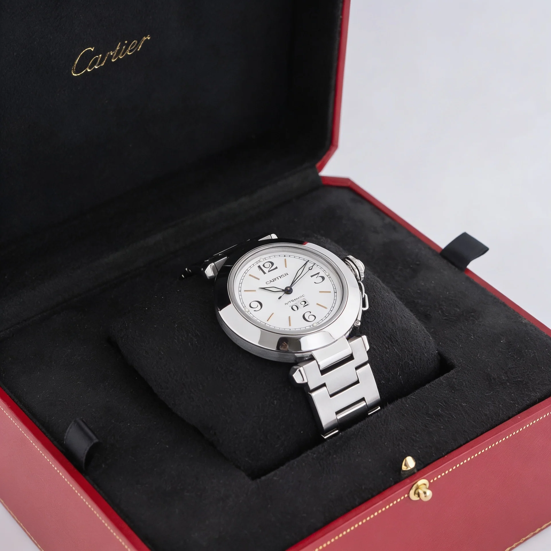 Pasha C Big Date White Dial - W31044M7 - Image 5
