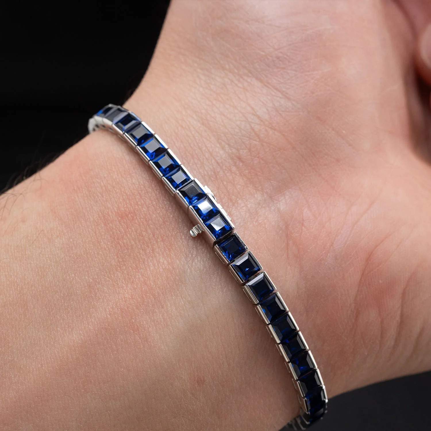 Tennis Bracelet Platinum with 10.989ct Blue Sapphires - Image 3
