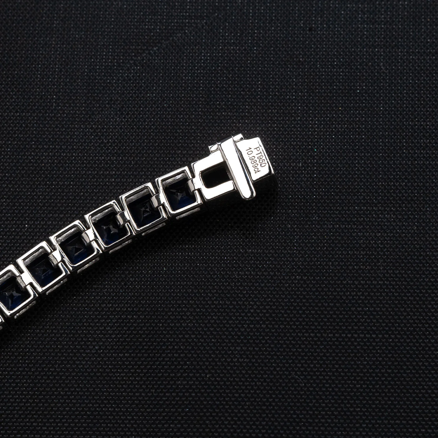 Tennis Bracelet Platinum with 10.989ct Blue Sapphires - Image 4
