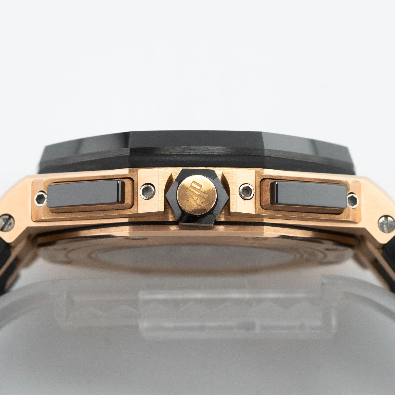 Royal Oak Offshore Chronograph Roségold 2015 - 26401RO.OO.A002CA.01 - Image 4
