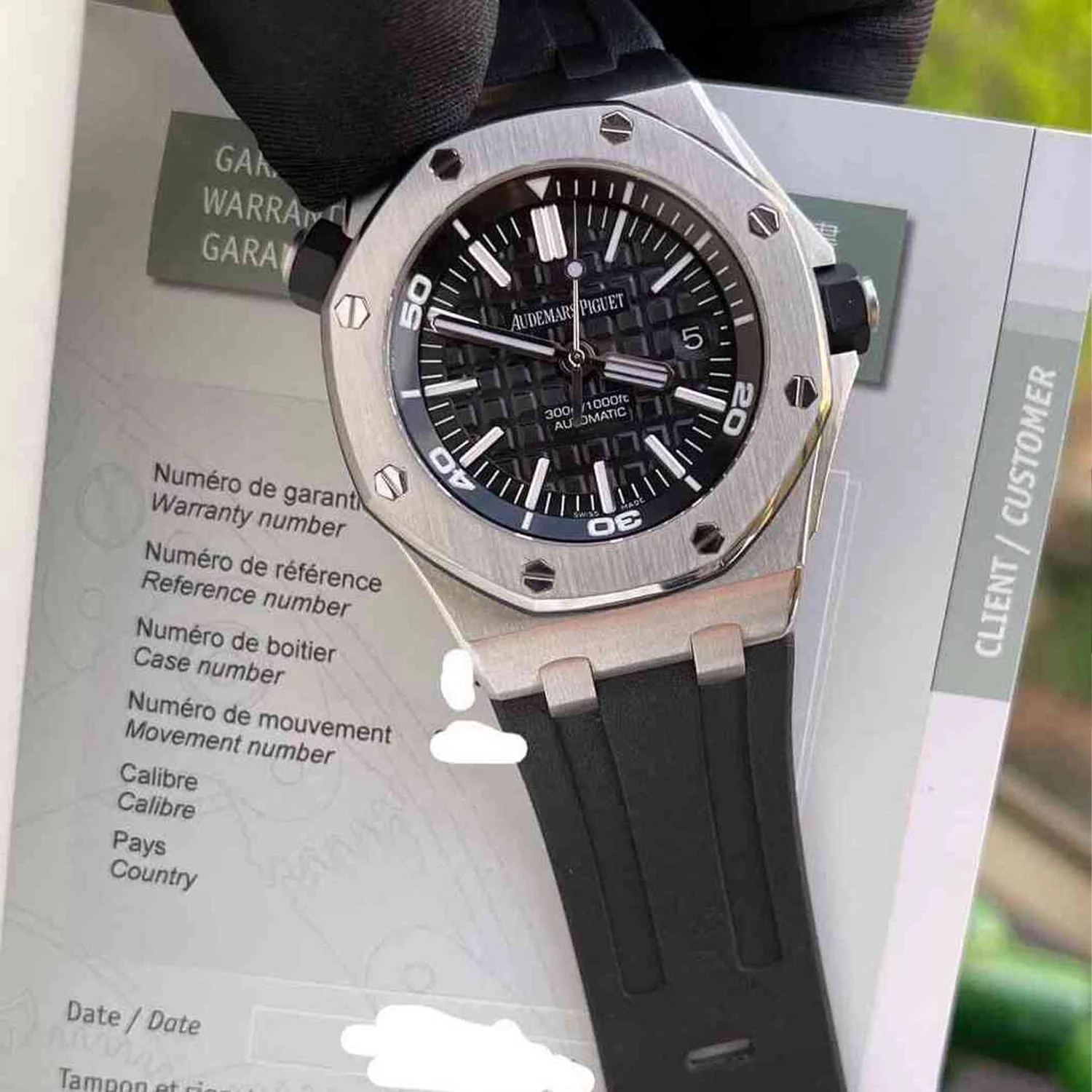 Royal Oak Offshore Diver Black Dial 2014 - 15703ST.OO.A002CA.01 - Image 4