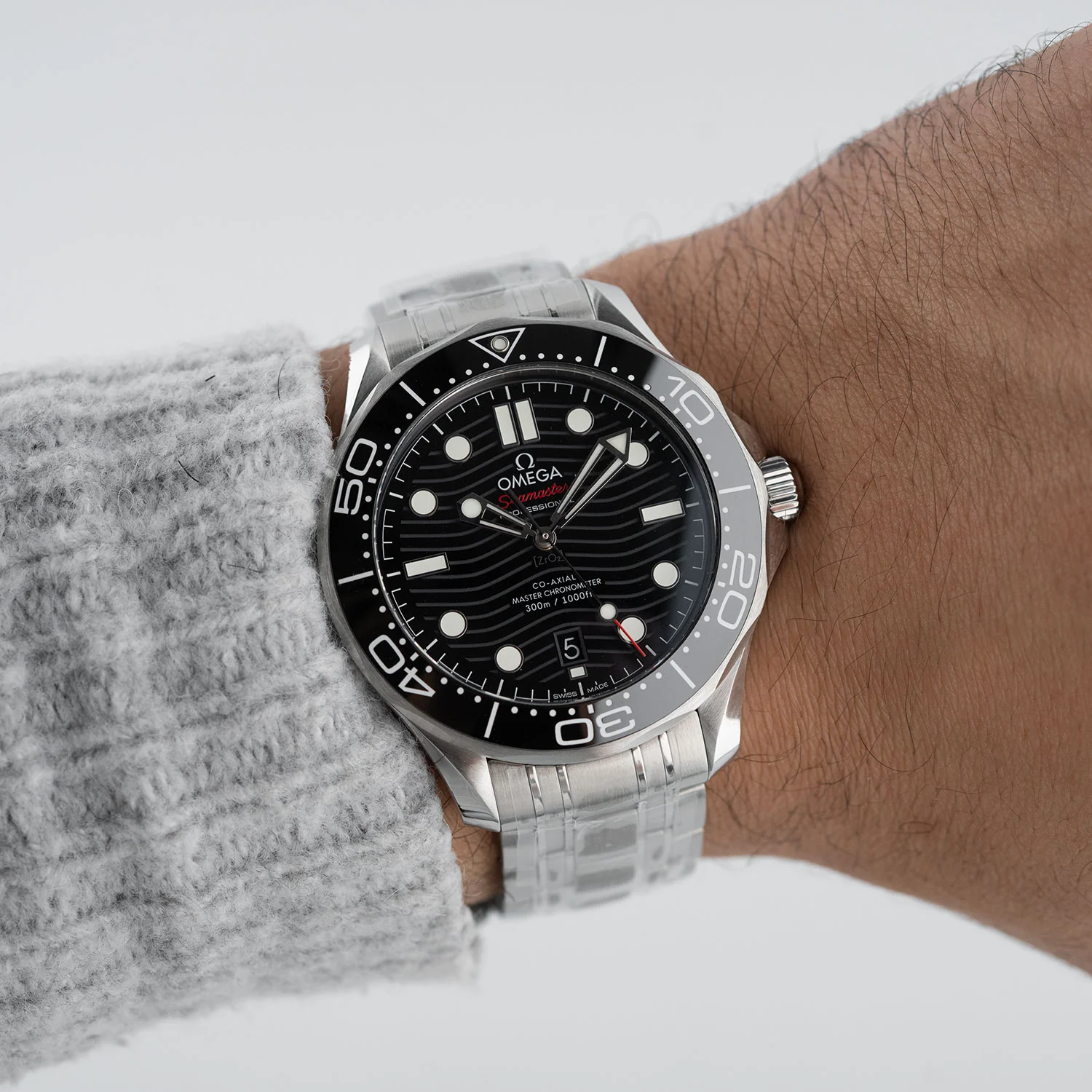 Seamaster Diver 300M Black Dial Unworn 2026 - 210.30.42.20.01.001 - Image 5