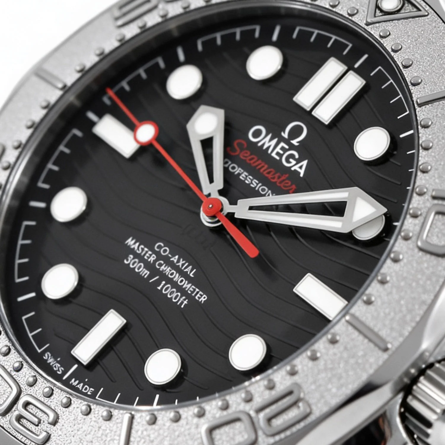 Seamaster Diver 42mm 300M Black Dial - 210.30.42.20.01.002 - Image 3