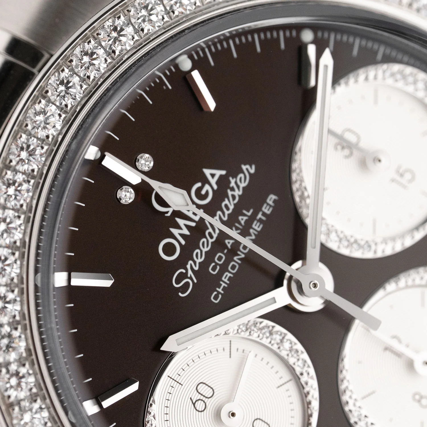 Speedmaster 38mm Brown Dial Diamond Bezel 2026 - 324.15.38.50.63.001 - Image 3