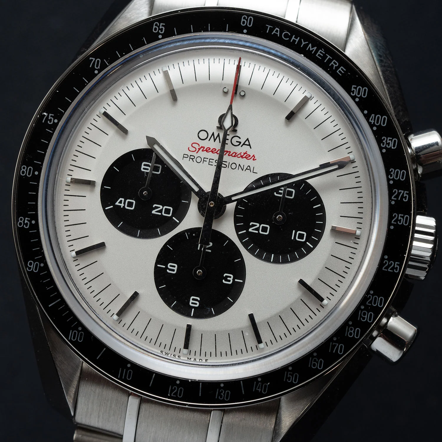 Speedmaster Professional Tokyo Limited Edition White Dial 2021 - 522.30.42.30.04.001 - Image 3