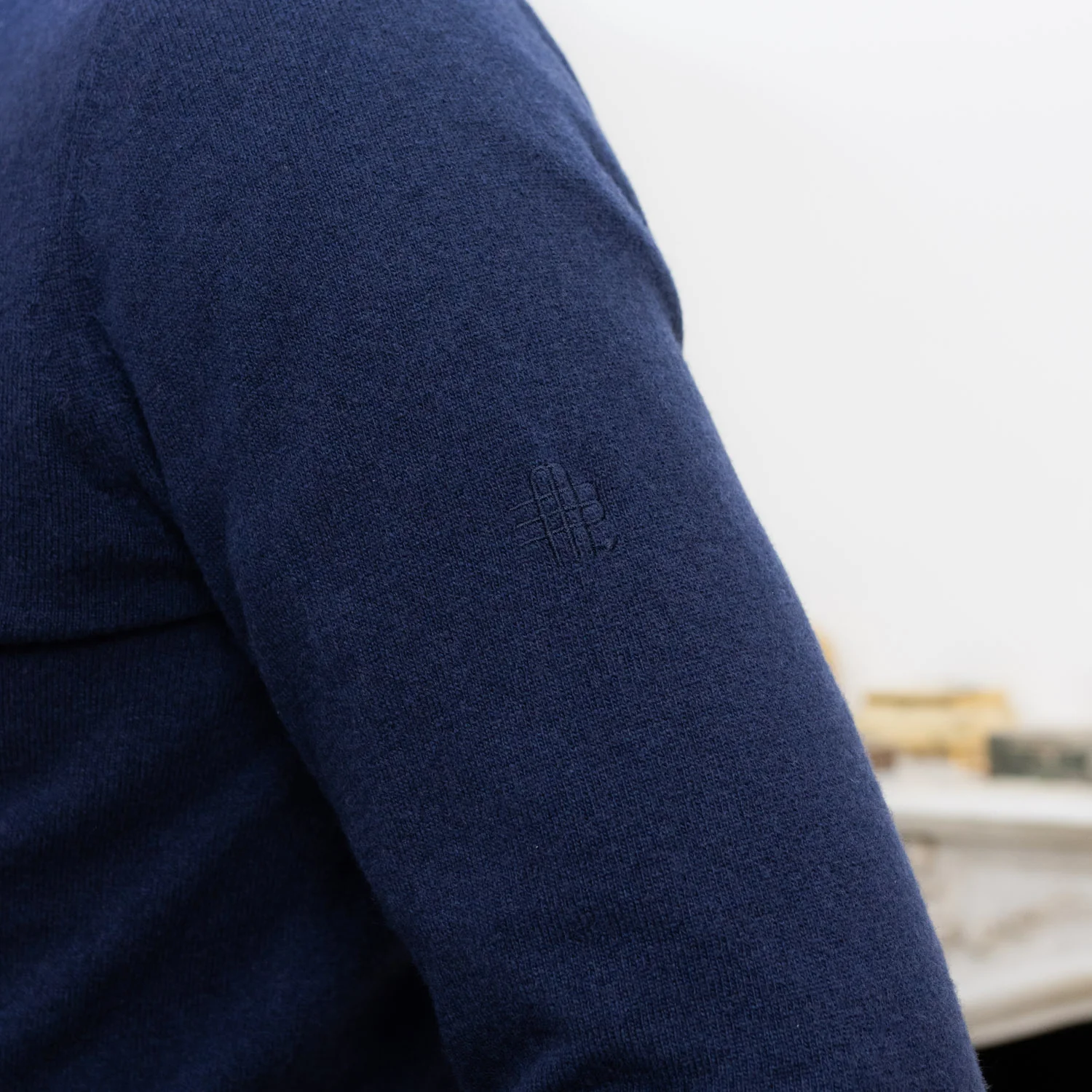 The COLLECTORS Sweater - Image 8