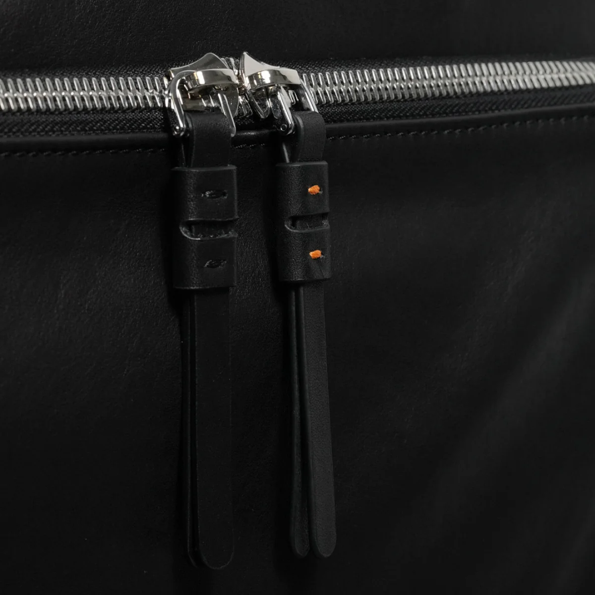The ICONIC WEEKENDER BAG - the one for a lifetime - 100% super soft leather outside and inside - Image 13