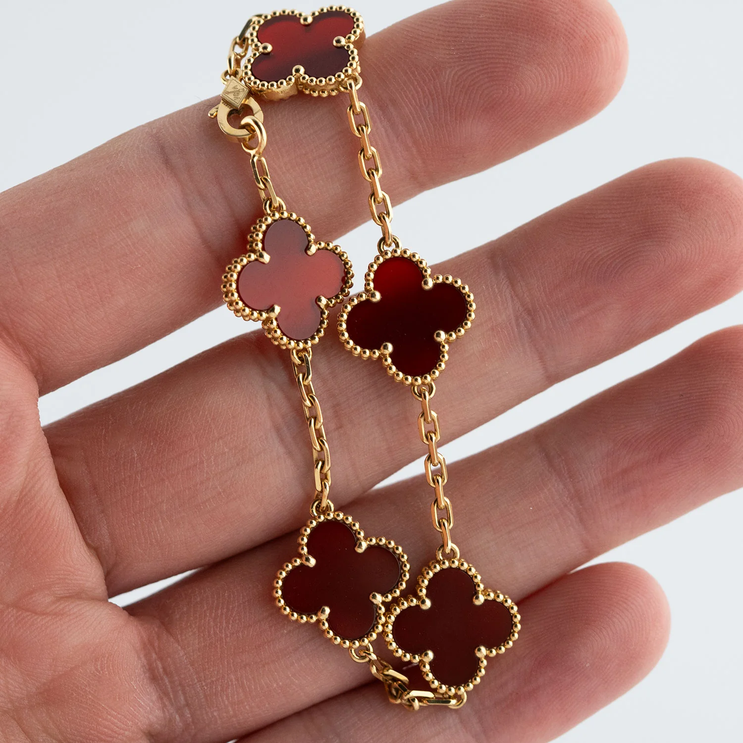 Vintage Alhambra 5 Motif Bracelet 750YG Carnelian - Image 5