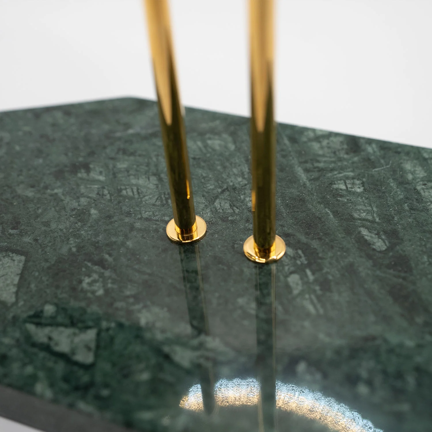 Watch Stand - Grün - Image 4